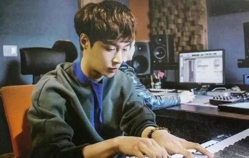 张艺兴吃瓜央视网,央视网深度解析